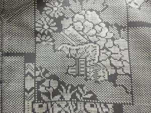 アンティーク　色紙に風景模様織出し本場泥大島紬着物（5マルキ）